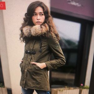 Meet your Posher, Van